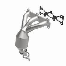 Load image into Gallery viewer, Magnaflow Conv DF 02-06 Hyundai Sonata 2.7L
