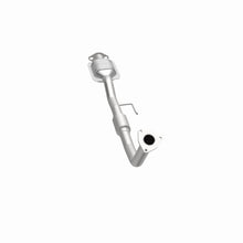 Load image into Gallery viewer, MagnaFlow Conv DF 1996 Toyota Camry 2.2L
