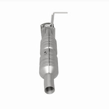 Load image into Gallery viewer, MagnaFlow 09-19 Ford F53 V10 6.8L Underbody 6.8L Direct Fit Catalytic Converter
