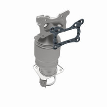 Load image into Gallery viewer, MagnaFlow 12-14 Honda CR-V 2.4L L4 GAS California Catalytic Converter Direct Fit
