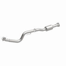 Load image into Gallery viewer, MagnaFlow 2009 Chevrolet Express 4500 V8 6.0L Right Underbody Catalytic Converter
