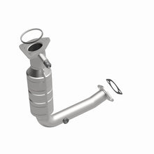 Load image into Gallery viewer, MagnaFlow Conv DF 00-02 Focus 2.0L OEM
