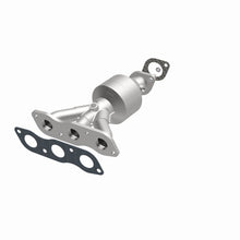 Load image into Gallery viewer, MagnaFlow Conv DF 07-09 Mitsu Outlander 3.0L
