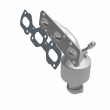 Load image into Gallery viewer, MagnaFlow Conv DF 00-01 Mazda MPV 2.5L Manifold
