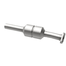 Load image into Gallery viewer, Magnaflow 04-07 Toyota Highlander 3.3L Direct Fit Converter
