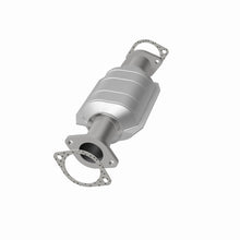 Load image into Gallery viewer, MagnaFlow Conv DF 01-04 Nissan Frontier 2.4L Rear
