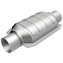 Load image into Gallery viewer, MagnaFlow Conv Univ 2.50inch 1-O2 Rear 50 State
