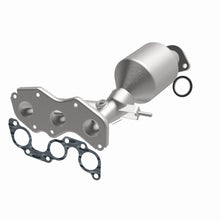 Load image into Gallery viewer, Magnaflow 12-15 Venza 3.5 Manifold Direct Fit Converter
