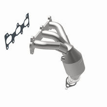 Load image into Gallery viewer, Magnaflow Conv DF 02-06 Hyundai Sonata 2.7L
