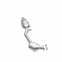 Load image into Gallery viewer, Magnaflow Conv DF 04 Forester 2.5L Rr CA
