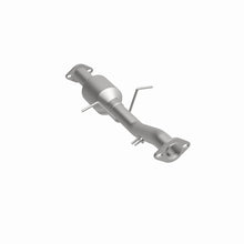 Load image into Gallery viewer, MagnaFlow Conv DF 95-98 Toyota T100 2WD 3.4L
