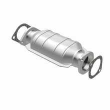 Load image into Gallery viewer, MagnaFlow 02-04 Infiniti I35 3.5L / 02-03 Nissan Maxima 3.5L Rear Underbody D/F Catalytic Converter
