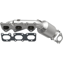 Load image into Gallery viewer, MagnaFlow OEM Grade Manifold Catalytic Conv Direct Fit - 09-11 Hyundai Genesis V6 3.8L
