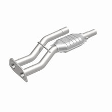 Load image into Gallery viewer, MagnaFlow Conv DF 98 GM Truck 5.7L

