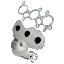 Load image into Gallery viewer, Magnaflow Conv DF 10-14 RX450H 3.5L Right
