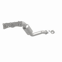 Load image into Gallery viewer, MagnaFlow Conv DF 2008-2010 BMW 528i/528i xDrive 3.0L Underbody
