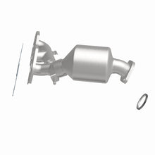 Load image into Gallery viewer, Magnaflow 12-15 Venza 3.5 Manifold Direct Fit Converter
