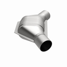 Load image into Gallery viewer, MagnaFlow Conv Univ 2 Angled In/Out
