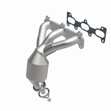 Load image into Gallery viewer, Magnaflow Conv DF 02-06 Hyundai Sonata 2.7L
