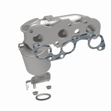 Load image into Gallery viewer, Magnaflow Conv DF 97-00 Toyota Camry 3.0L
