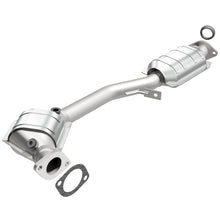 Load image into Gallery viewer, Magnaflow Conv DF 04 Forester 2.5L Rr CA
