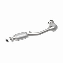 Load image into Gallery viewer, MagnaFlow Conv DF 99-04 Subaru Forester 2.5L
