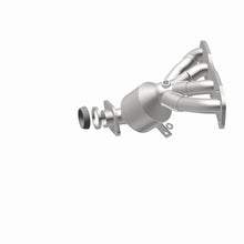 Load image into Gallery viewer, MagnaFlow Conv Direct Fit 09-14 Sentra 2.0L Manifold
