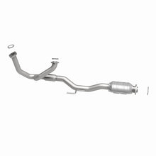 Load image into Gallery viewer, MagnaFlow Conv DF 97-98 Toyota Avalon Camry 3
