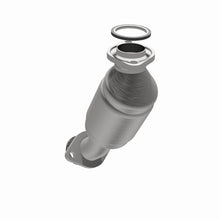 Load image into Gallery viewer, MagnaFlow Conv DF 99-03 Lexus RX300/01-03 Toyota Highlander 3.0L D/S *NOT TO BE SOLD IN CALIFORNIA*
