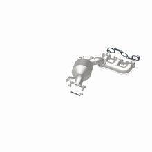 Load image into Gallery viewer, MagnaFlow Conv DF 04-06 Toyota Sienna 3.3L
