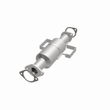 Load image into Gallery viewer, Magnaflow 1996 Chrysler Sebring 2.5L Direct Fit Converter
