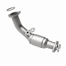 Load image into Gallery viewer, MagnaFlow Conv DF 99-02 Toyota 4 Runner 3.4L Front
