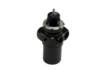 Load image into Gallery viewer, Turbosmart -10AN FPRF10 Canister Style Fuel Filter w/Regulator - Black
