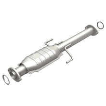 Load image into Gallery viewer, MagnaFlow Conv DF 02-04 Tacoma 3.4L rear 50S
