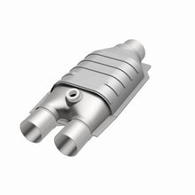 Load image into Gallery viewer, MagnaFlow Conv Univ 2/2.5 Single O2 Boss
