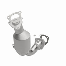 Load image into Gallery viewer, Magnaflow 2017 Q7 V6 3 OEM Underbody Direct Fit Converter

