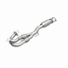 Load image into Gallery viewer, Magnaflow 04-07 Nissan Murano 3.5L Direct Fit Converter
