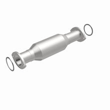 Load image into Gallery viewer, Magnaflow 96-99 Toyota Tacoma 2.7L Direct Fit Converter

