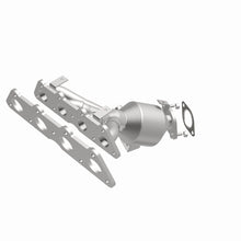 Load image into Gallery viewer, MagnaFlow Direct-Fit SS OEM Catalytic Converter 12-15 Hyundai Accent L4-1.6LGAS
