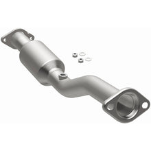 Load image into Gallery viewer, Magnaflow 13-15 Sentra 1.8 Underbody Direct Fit Converter
