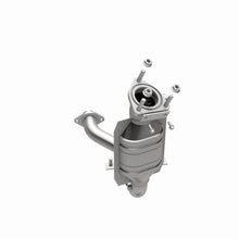 Load image into Gallery viewer, Magnaflow Conv DF 01-04 Ford Escape
