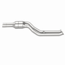 Load image into Gallery viewer, MagnaFlow Conv DF BMW 3 01-06 Rear OEM
