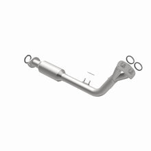 Load image into Gallery viewer, MagnaFlow Converter Direct Fit California Grade 96-98 Toyota 4Runner 2.7L
