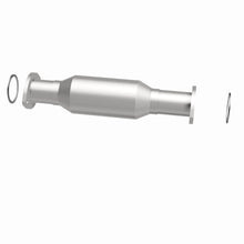 Load image into Gallery viewer, Magnaflow 96-99 Toyota Tacoma 2.7L Direct Fit Converter
