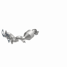 Load image into Gallery viewer, MagnaFlow Conv DF 04-06 Toyota Sienna 3.3L
