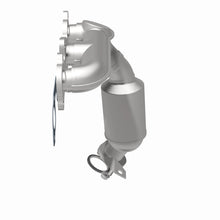 Load image into Gallery viewer, Magnaflow 04-06 Toyota Sienna 3.3L Direct Fit Converter
