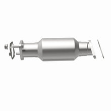Load image into Gallery viewer, MagnaFlow Conv Direct Fit 2011 Kia Sorento 3.5 Underbody
