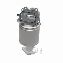 Load image into Gallery viewer, Magnaflow 06-07 Accord 3.0 L Underbody Direct Fit Converter
