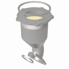 Load image into Gallery viewer, MagnaFlow Conv DF 1996 Toyota Camry 2.2L
