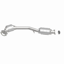 Load image into Gallery viewer, Magnaflow Conv DF 04 Forester 2.5L Rr CA
